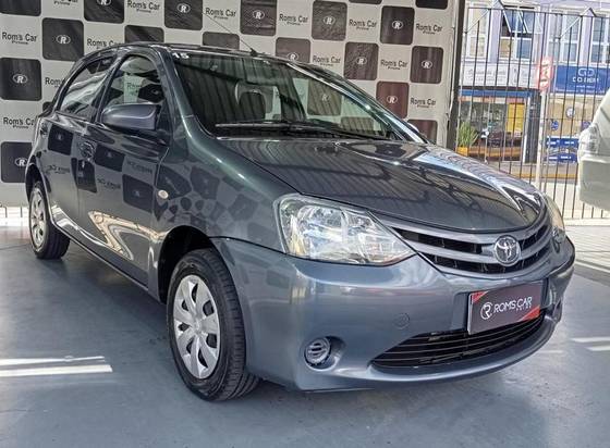 TOYOTA ETIOS 1.3 X 16V FLEX 4P MANUAL TOYOTA ETIOS 1.3 X 16V FLEX 4P MANUAL